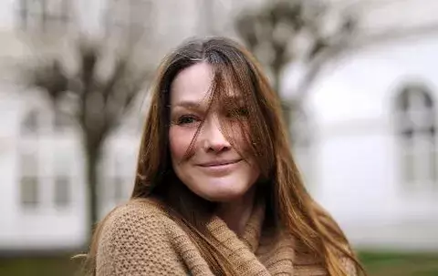 Carla Bruni participará en la campaña de Sarkozy, incluidos los mítines