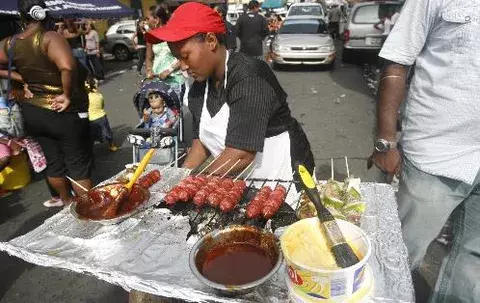Salud multará con mil dólares a quienes incumplan medidas en Carnaval