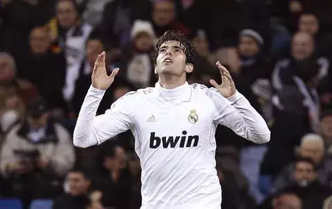 Kaká: "Las especulaciones no parten de mi"