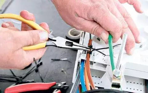 Licitan red de fibra óptica en Colombia  