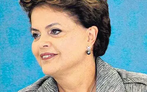Rousseff anuncia inversión de $17,000 millones  en transporte 