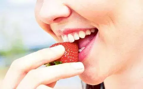 Fresas poseen efecto protector contra el alcohol 