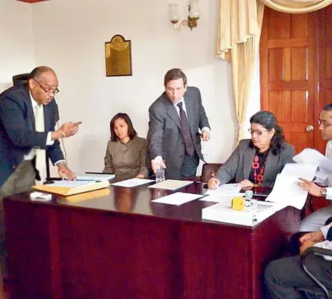 Núñez Fábrega regaña a los alcaldes coclesanos 