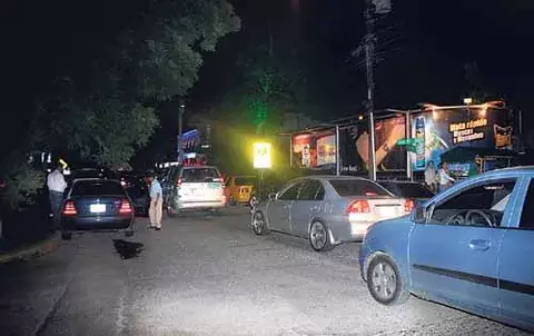 Cierran bar y sancionan discos de  Calle Uruguay 