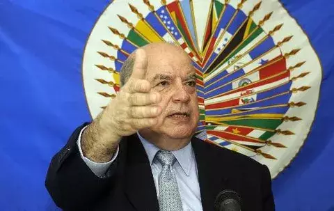  Insulza felicita al nuevo primer ministro de Jamaica y le ofrece apoyo de OEA