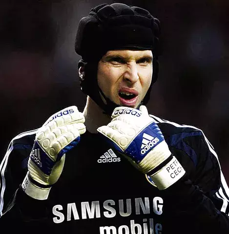 Cech no se confía de los ‘colchoneros’ 