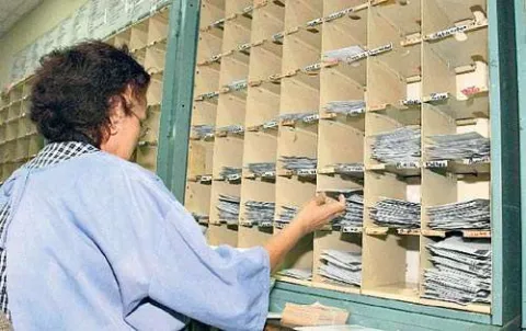 Despedido un cartero belga por robar más de 500 cartas para leerlas en casa