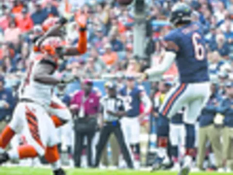 Cutler y Marshall brillan en el  debut de los Bears de Chicago  