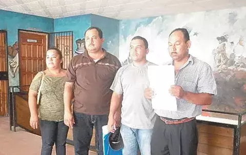 Familia denuncia venta ilegal de tierra en Miraflores 