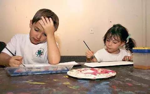 Para acercar niños al arte pictórico 