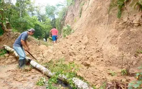 Inundaciones y deslizamientos de tierra afectan a sectores en Coclé 