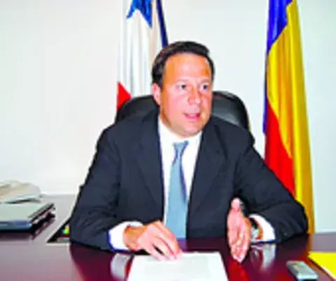 Varela dice que pondrá los intereses del pueblo sobre los partidistas  