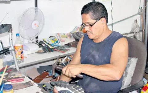 El zapatero convertido en guerrero 