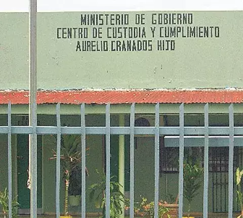 Capturan   a uno de los 6  menores  escapados 