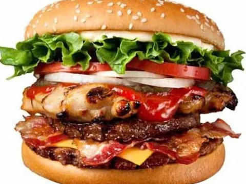 Un cortejo fúnebre se detiene en un Burger King