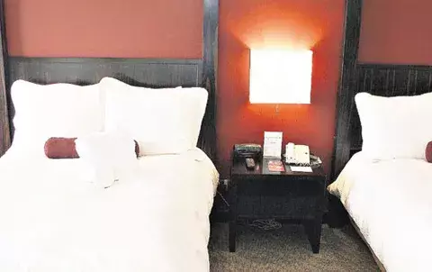 Crowne Plaza prueba cuarto antirronquidos 