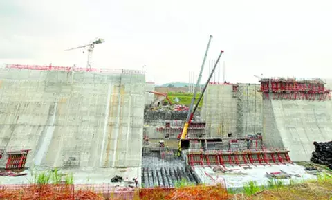  Sacyr busca justificar el reclamo contra los trabajos de ampliación  