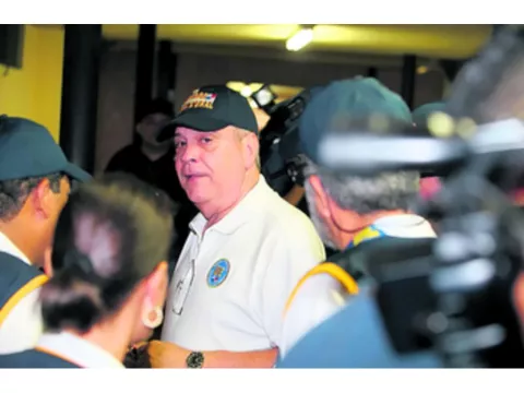 Denuncias en varios centros de votación se registran en contienda 