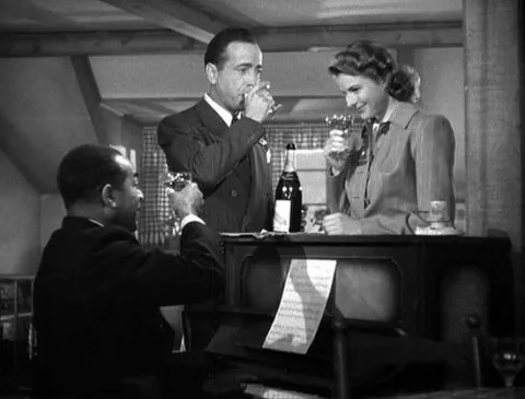 El piano de "Casablanca" se vende por más de 600,000 dólares