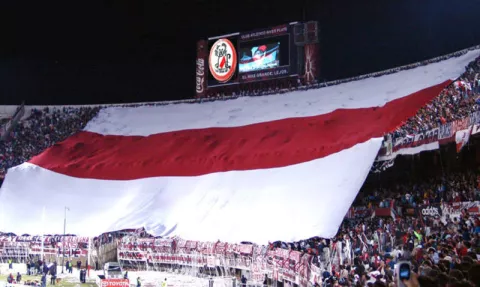 La bandera más larga del mundo