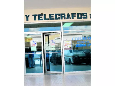 El lenguaje corto del telegrama, casi  un ‘tweet’ 