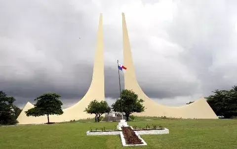 Inician construcción de segunda etapa del centro de cremación en cementerio de Juan Díaz