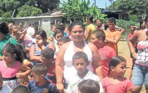 Familias quieren terrenos para cuadro de softbol 