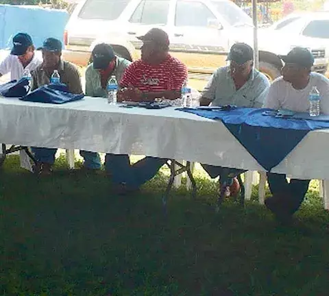 Productores de leche de Azuero se quejan de poco respaldo financiero 