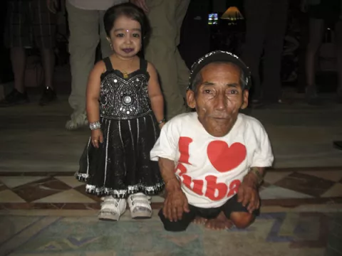 El hombre y la mujer más pequeños del mundo