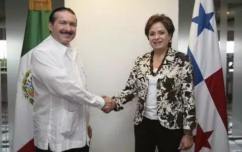 México y Panamá acuerdan impulsar la cooperación económica
