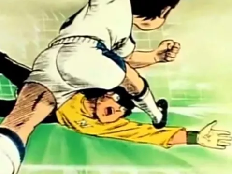 Descubren el tamaño real de la cancha de Los Supercampeones
