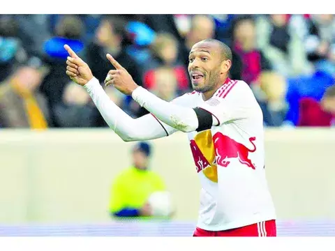 Frank Ribéry va por la marca impuesta por Thierry Henry 