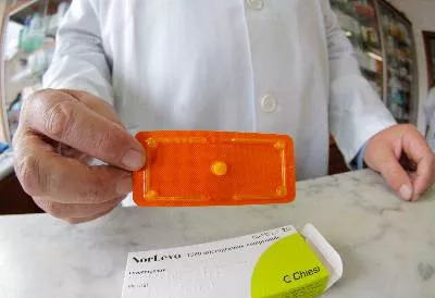 Píldora del día después, disponible sin receta para todas las edades