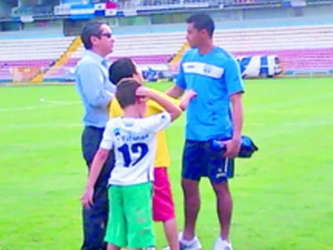  Penedo dice que fue justo el abucheo 