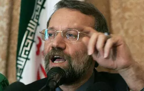 Presidente Parlamento iraní apoya instauración Gobierno democrático en Libia