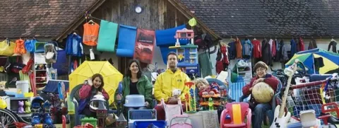 Una familia intenta vivir sin productos de plástico