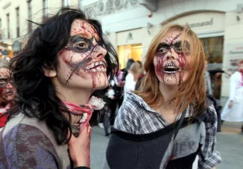 Hackean televisora para alertar sobre zombis
