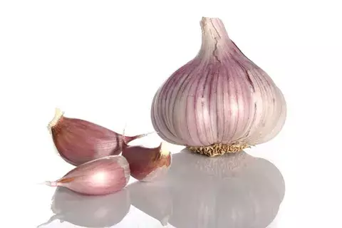 Sospechosos de un oloroso robo: toneladas de ajo