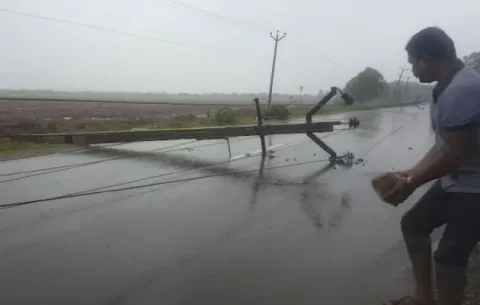 Paso del ciclón Gaja en la India deja once muertos y daños materiales 