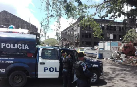 Indigente muere aplastado por una losa dentro de edificio abandonado en Colón