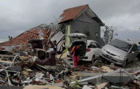 Panamá se solidariza con Indonesia tras tsunami 