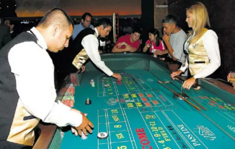 'Industria de juegos está al borde de la quiebra por culpa de la pasada administración'