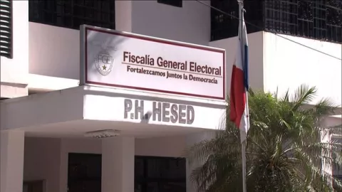 Presunto delito electoral por entrega de materiales de construcción por parte del Ministerio de la Presidencia