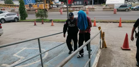 Ordenan detención para el hombre acusado por violencia de género en Panamá Oeste