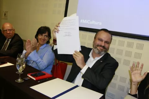 Instalan Comisión Coordinadora de Industrias Creativas y Culturales