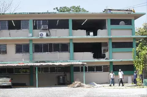 Con entrada de docentes se inicia año lectivo 2014