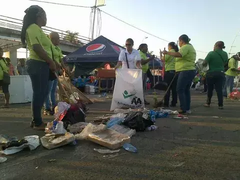 Población fue más consciente con la basura en la Cinta Costera