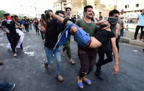 Se elevan a 104 los muertos durante las protestas escenificadas en Irak 