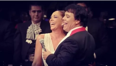 Juan Gabriel le propuso matrimonio a Isabel Pantoja y ella lo rechazó