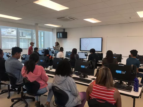 Instituto Técnico Superior Especializado abre sus puertas con la inauguración de la Escuela de Negocios